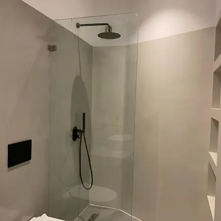 Asteras Mini アパートホテル