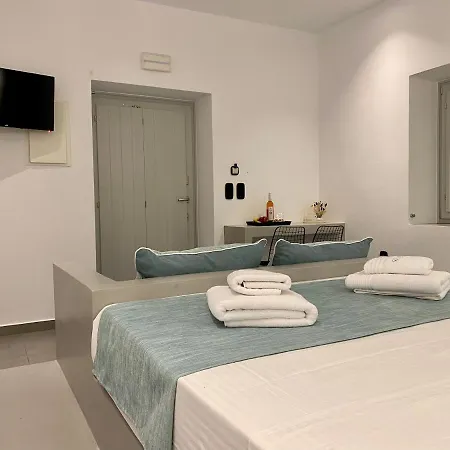 アパートホテル Asteras Mini 4*